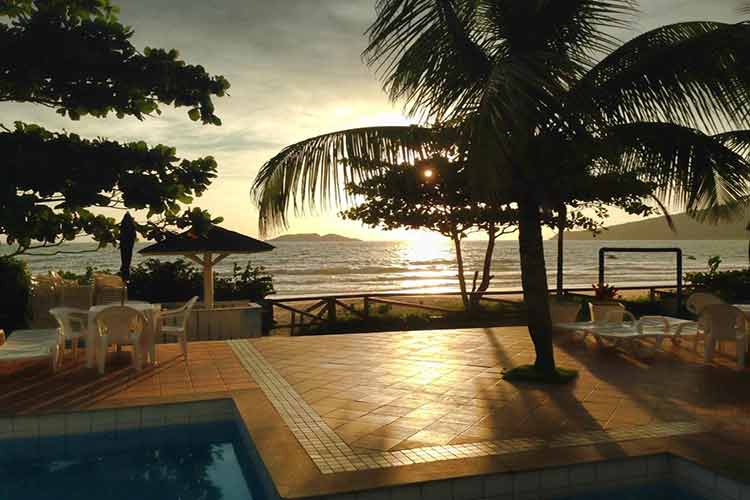 Hotéis Baratos em Florianópolis perto da Praia dos Ingleses SC