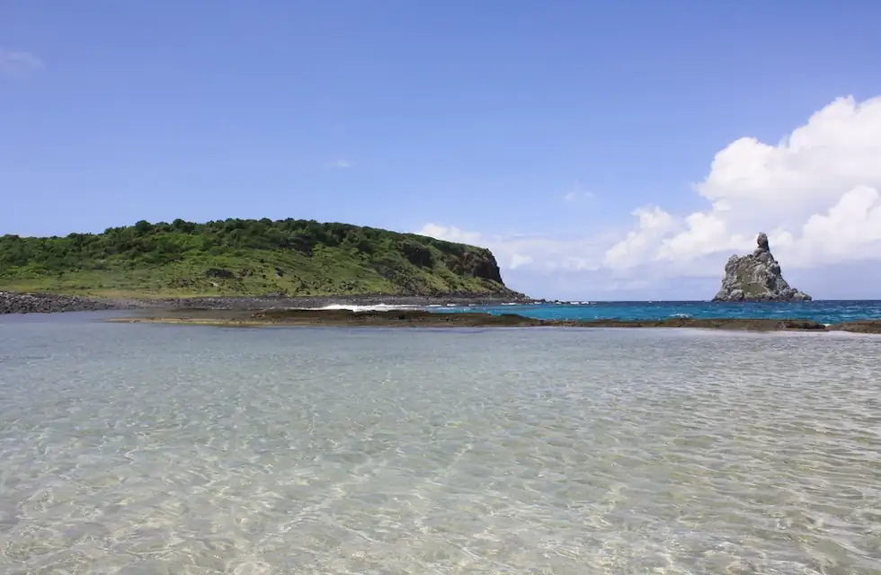 Praia do Atalaia em Fernando de Noronha