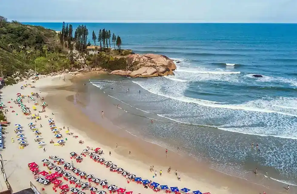 Conheça a Praia da Joaquina em Florianópolis
