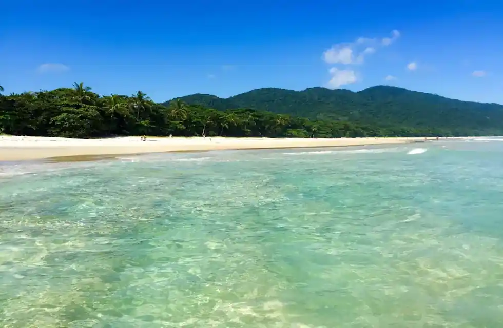 Local Escondido Tem as Praias mais Lindas