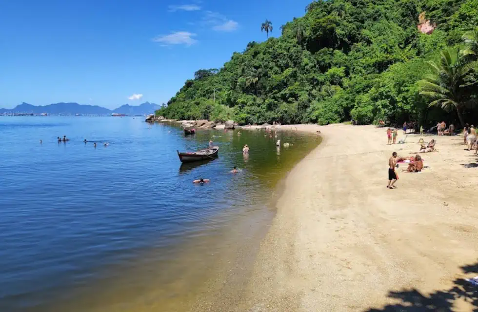 Praia da Imbuca em Paquetá RJ