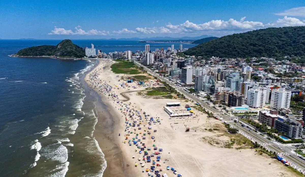 As 10 Praias em Paraná que Vão te Encantar