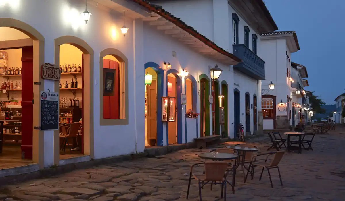 O Que Fazer em Paraty à Noite